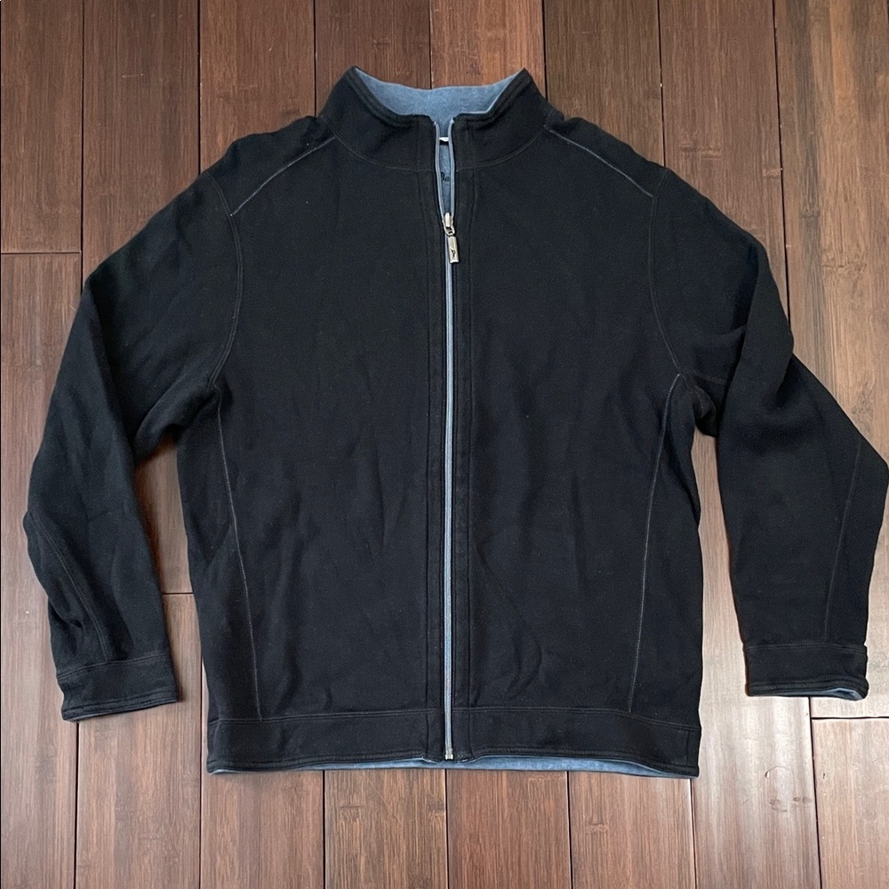 Size medium Tommy Bahama full zip